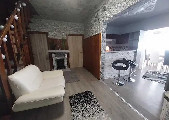 Lilaakac Vendeghaz דירה Harkány